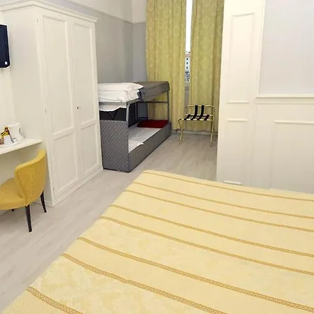 Hotel Ariston 3*